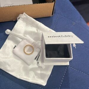 NIB Mint & Lily “mama” Tiny Stackable ring size 4 18k gold plated